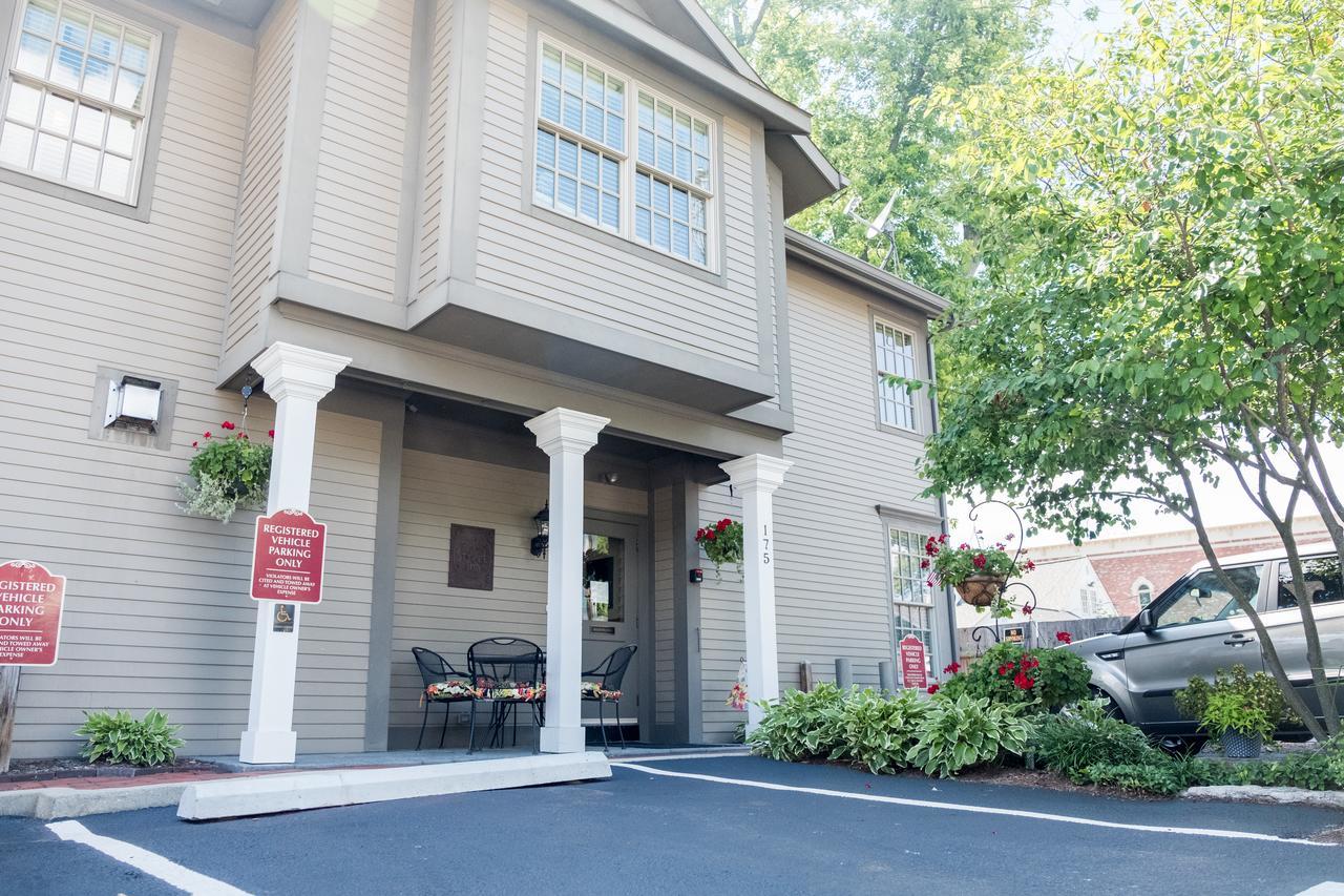 Brick Street Inn Zionsville ภายนอก รูปภาพ
