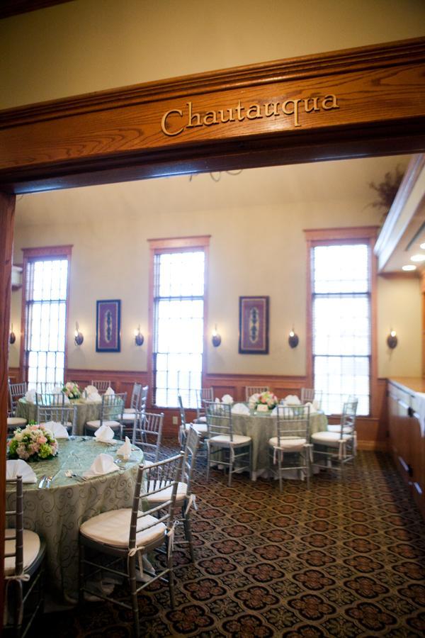 Brick Street Inn Zionsville ภายนอก รูปภาพ