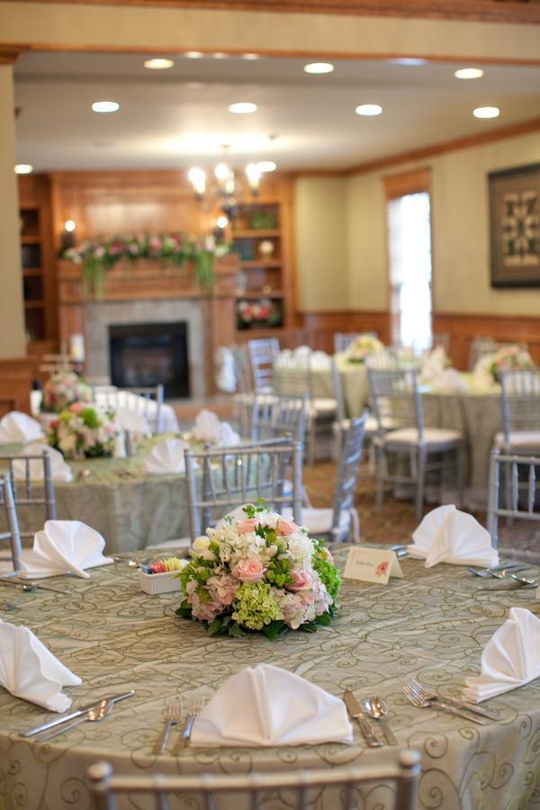 Brick Street Inn Zionsville ภายนอก รูปภาพ
